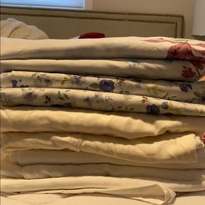 10 pillowcases - 6 whites 4 accent! Cal king!